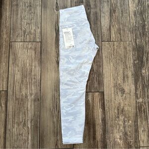 NEW Lululemon Wunder Under high rise Leggings